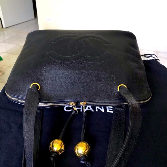 Chanel - Picture 3 of 16